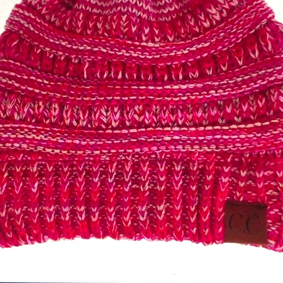 Beanie Knitted - Picture 3 of 5
